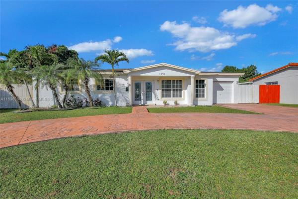 Coral Park Estates, 1230 SW 94th Ave, University Park, Florida 33174, image 1