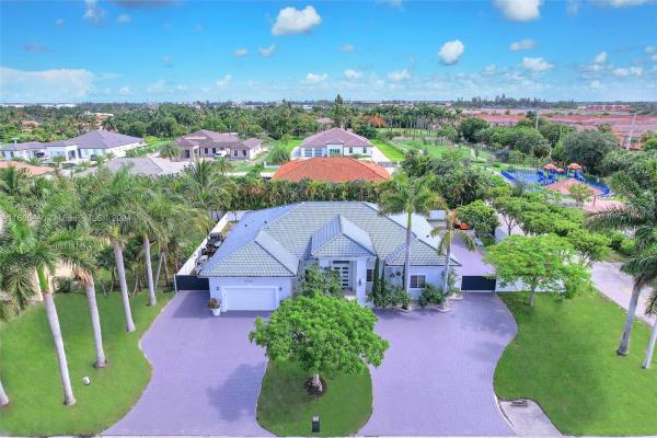 Castellon Estates, 9701 NW 130th St, Hialeah Gardens, Florida 33018, image 1