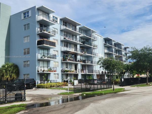 3 Horizons East, 12500 NE 15th Ave #503, North Miami, Florida 33161, image 1