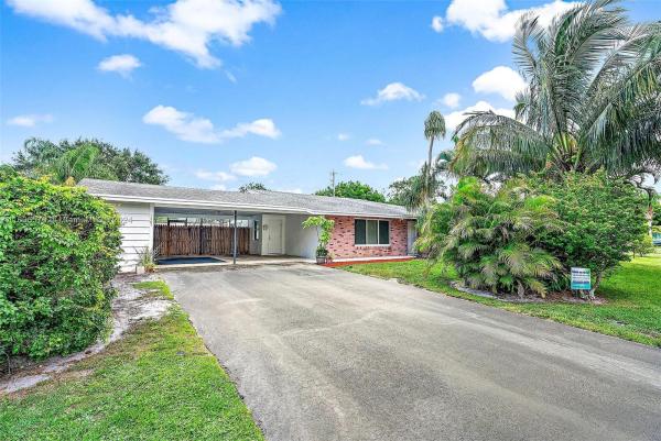 Jupiter In The Pines, 1607 Seabrook Rd, Jupiter, Florida 33469, image 1