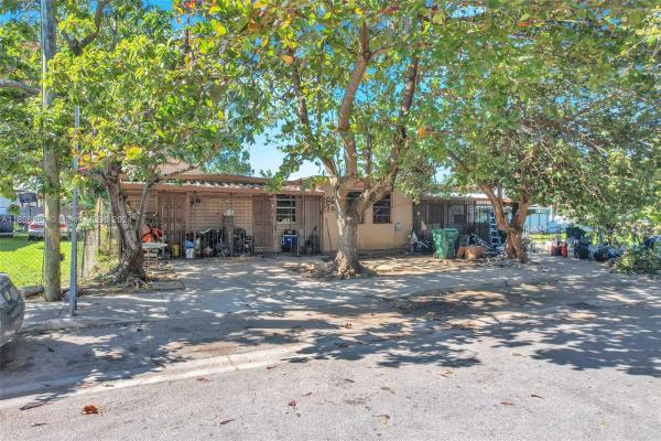 Allapattah Homesites, 1860 NW 27th St, Miami, Florida 33142, image 3