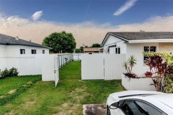 Richmond Heights Estates, 10755 SW 146th St, Kendall, Florida 33176, image 2