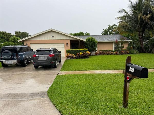 Palm Beach Colony, 849 Camellia Dr, Royal Palm Beach, Florida 33411, image 1