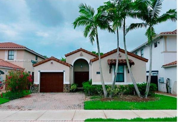 Fontainebleau West North, 10340 NW 10th St, Fountainebleau, Florida 33172, image 1