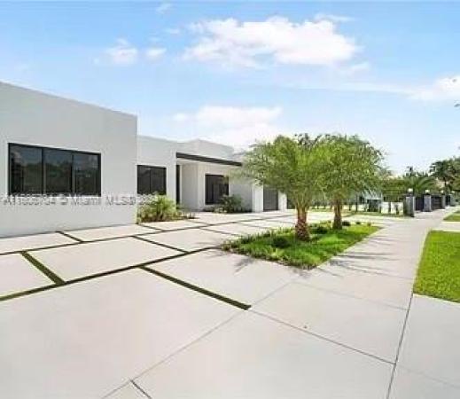 University Park East, 13371 SW 5th St, Tamiami, Florida 33184, image 1