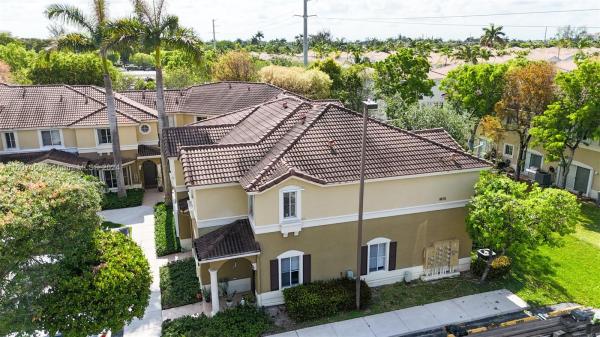 Century Park, 8818 W Flagler St #10, Fountainebleau, Florida 33174, image 1