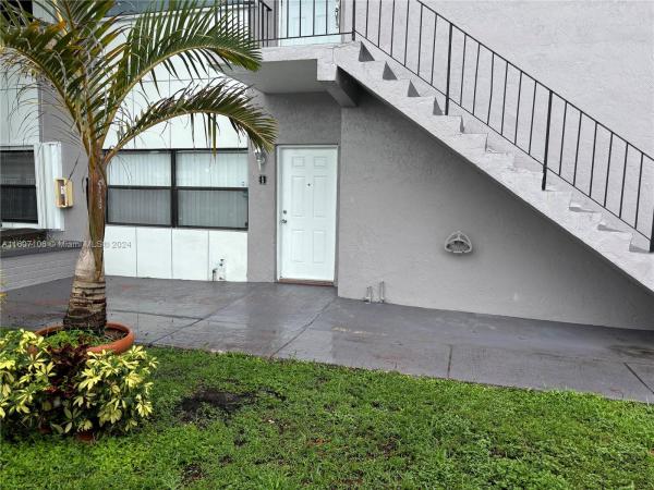 Playa Lago, 13360 SW 17th Ln #6-1, Tamiami, Florida 33175, image 1