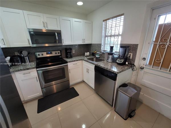 Crystal, 30 SE 4th Ave #105, Hallandale Beach, Florida 33009, image 1
