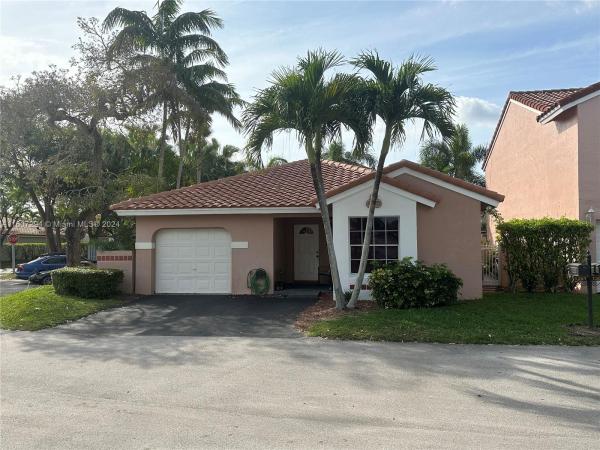Garden Homes At Country Isles, 1381 Seagrape Cir, Weston, Florida 33326, image 1