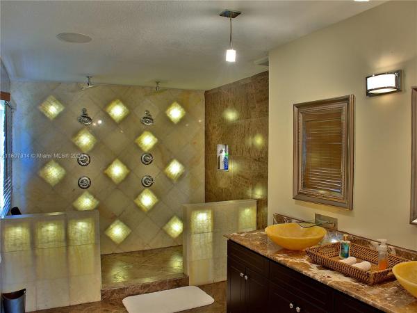 Hollywood Little Ranches, Hollywood, Florida 33020, image 1