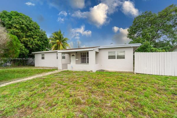 Ives Estates Residential, 1040 NE 214th St, Ives Estates, Florida 33179, image 1