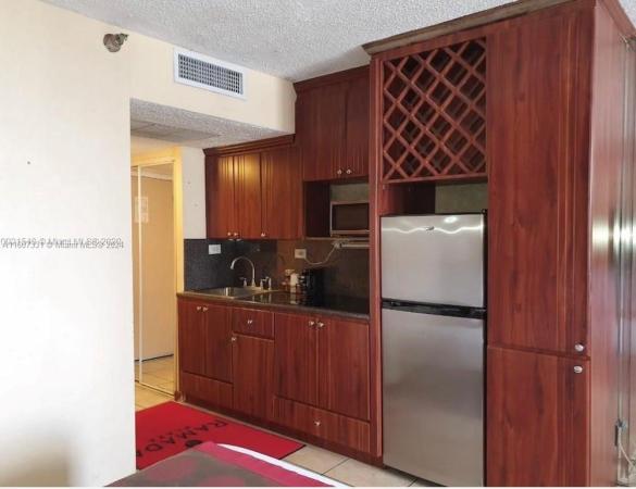 The Aventura Beach Club, 19201 Collins Ave #428, Sunny Isles Beach, Florida 33160, image 1