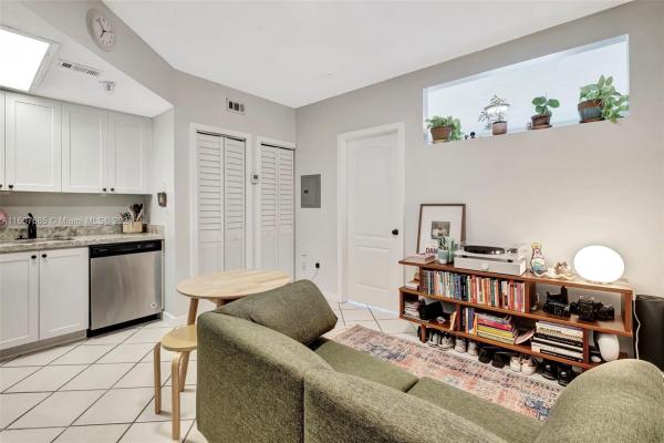 Grove Palms, 3051 SW 27th Ave #402, Miami, Florida 33133, image 3