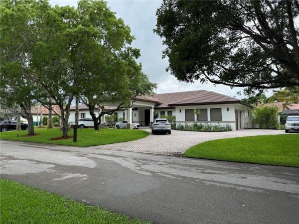 Galloway Glen, 10300 SW 90th Ave, Kendall, Florida 33176, image 3