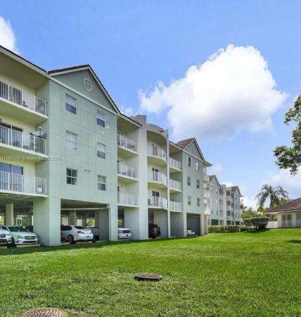 Saga Bay Gardens, 8200 SW 210th St #109, Cutler Bay, Florida 33189, image 2