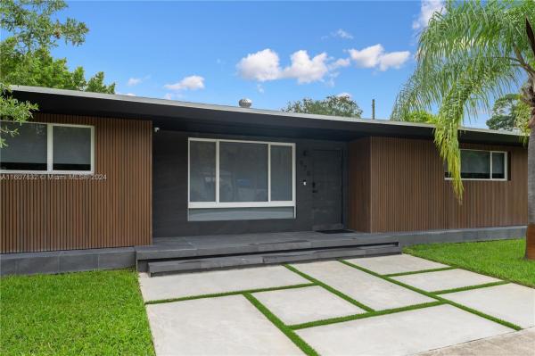 Michelle Heights, 970 NE 87th St, Miami, Florida 33138, image 1