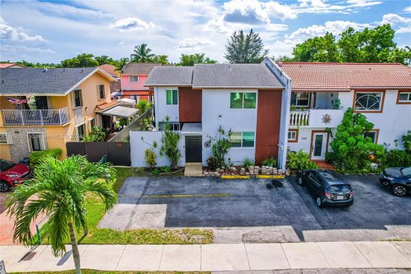 University Mansions, 2426 SW 112th Ave 0, University Park, Florida 33165, image 1