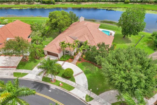 Palm Island, 400 Alexandra Cir, Weston, Florida 33326, image 1