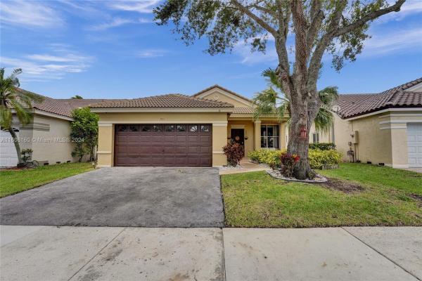 Springside Lake, 931 Falling Water Rd, Weston, Florida 33326, image 1