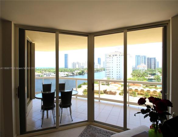 Terraces North Turnberry, 20191 E Country Club Dr #908, Aventura, Florida 33180, image 3