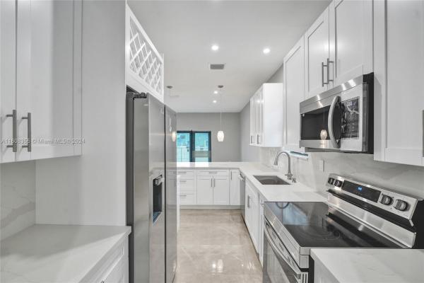 Liberia, 2331 Douglas St, Hollywood, Florida 33020, image 1