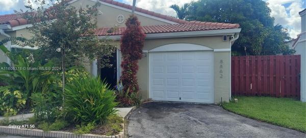 Poinciana Pointe, 8862 SW 6th Ln, Fountainebleau, Florida 33174, image 1