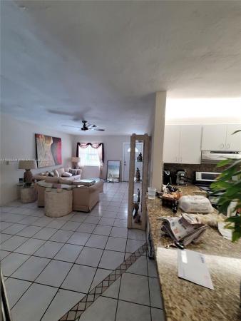 Royale Green, 13011 SW 42nd Ter #13011, Kendale Lakes, Florida 33175, image 3