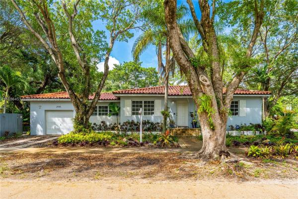 2935 Calusa St, Miami, Florida 33133, image 2