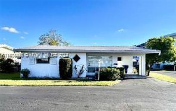 Sheridan Lakes Houses, Hollywood, Florida 33021, image 1