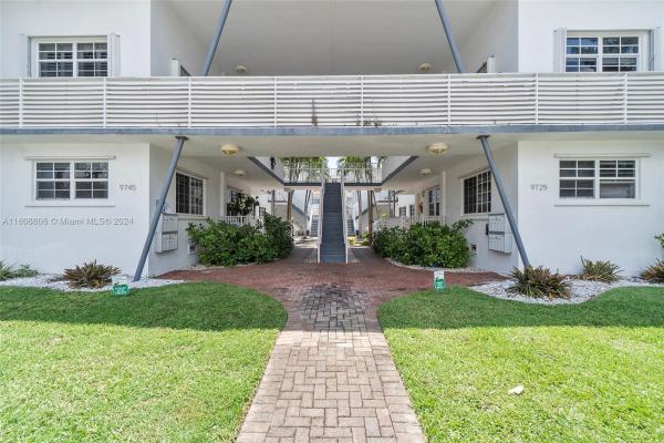 Northern Star, 9745 Bay Harbor Ter #8, Bay Harbor Islands, Florida 33154, image 3