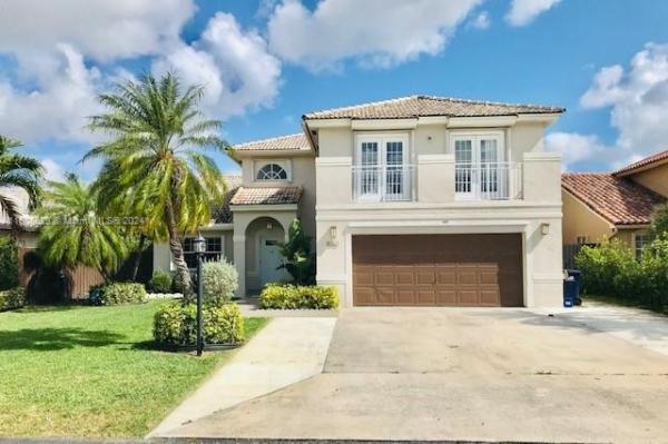 Lago Mar South, 8353 SW 161st Pl, Kendall, Florida 33193, image 1