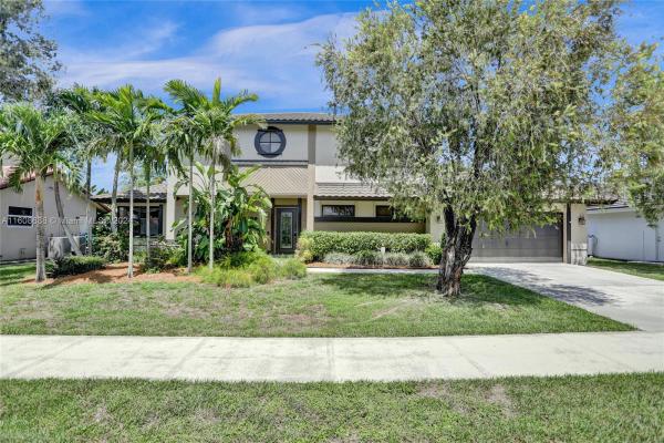 Waterford, 5740 W Waterford Dr, Davie, Florida 33331, image 2