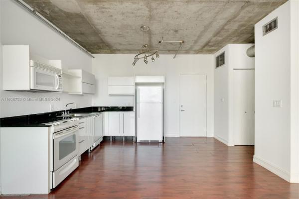 Neo Vertika, 690 SW 1st Ct #1921, Miami, Florida 33130, image 2