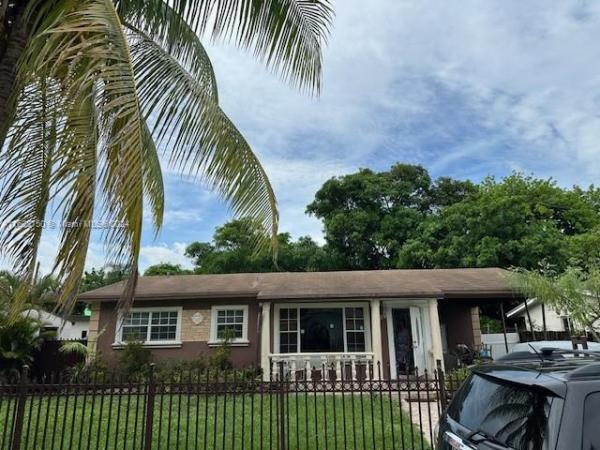Fulford Highlands, 270 NE 161st St, North Miami Beach, Florida 33162, image 1