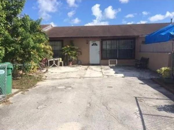 Kings Gardens, 18607 NW 45th Ave, Miami Gardens, Florida 33055, image 1