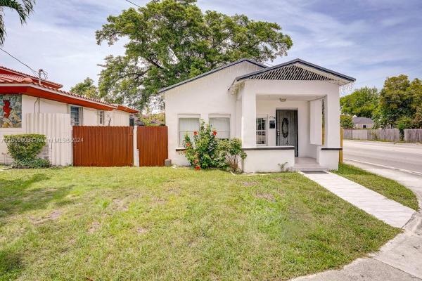North Miami Estates, 1201 NW 41st St, Miami, Florida 33142, image 1