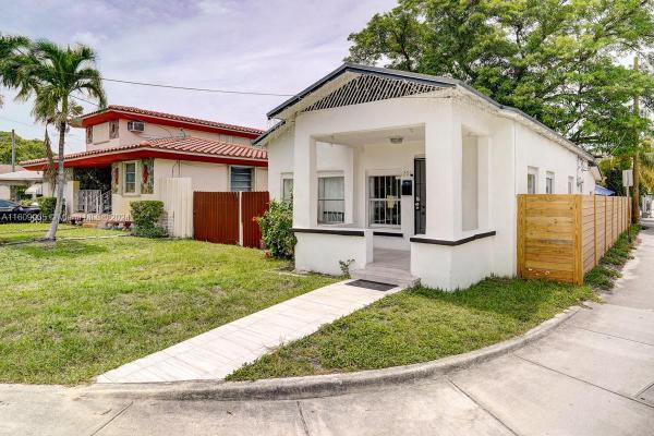 North Miami Estates, 1201 NW 41st St, Miami, Florida 33142, image 3