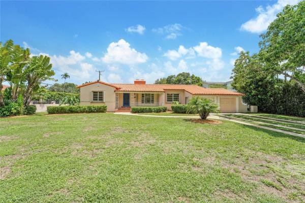 Coral Gables Residential, 1014 Andalusia Ave, Coral Gables, Florida 33134, image 2