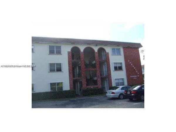 Paradise Gardens 4, 2200 Taylor St #202, Hollywood, Florida 33020, image 1