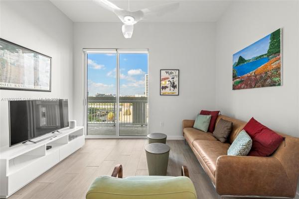 Vue At Brickell, 1250 S Miami Ave #807, Miami, Florida 33130, image 3