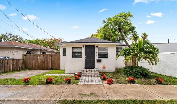 Featherstone Park, 2176 NW 51st St, Brownsville, Florida 33142, image 1