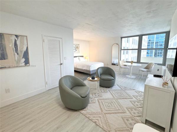 Triton Tower, 2899 Collins Ave #1226, Miami Beach, Florida 33140, image 2