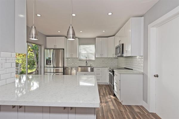 Fairmont, 330 NE 121st Ter, North Miami, Florida 33161, image 2