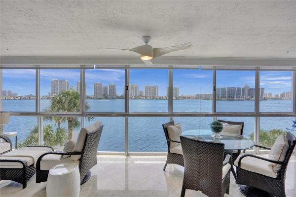Le Maisonneuve, 17700 N Bay Rd #404, Sunny Isles Beach, Florida 33160, image 2