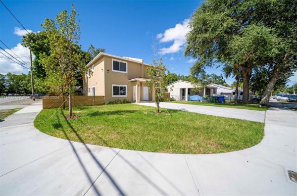North Miami Estates, 1391 NW 38th St, Miami, Florida 33142, image 3