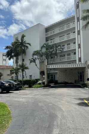 Golden View, 3181 S Ocean Dr #307, Hallandale Beach, Florida 33009, image 1