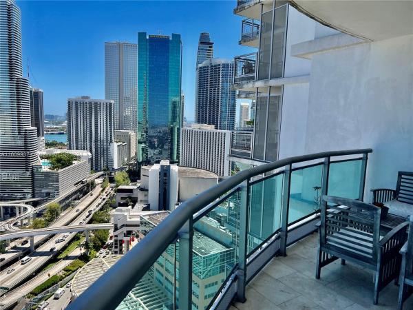 Wind, 350 S Miami Ave #3013, Miami, Florida 33130, image 3
