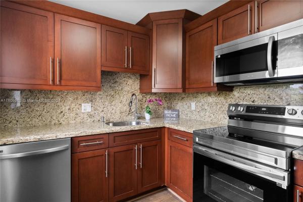 Kings Creek South, 7745 SW 86th St #D-324, Kendall, Florida 33143, image 1