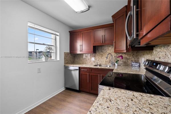 Kings Creek South, 7745 SW 86th St #D-324, Kendall, Florida 33143, image 3