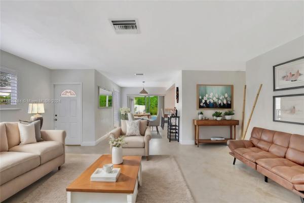 Kendall Heights, 8375 SW 132nd St, Pinecrest, Florida 33156, image 3